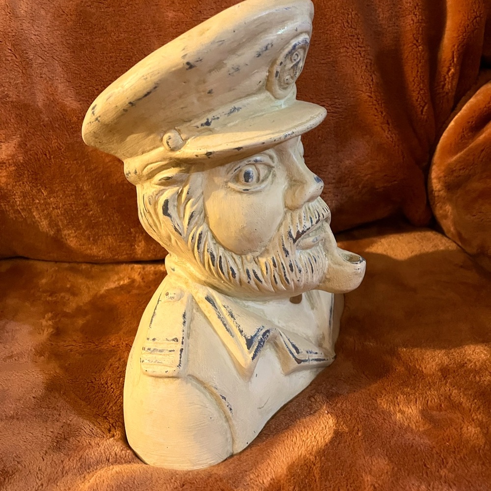Nautical Captain of the Sea, Handmade terracotta, Cream with blue dry brush - Picture 3 of 7